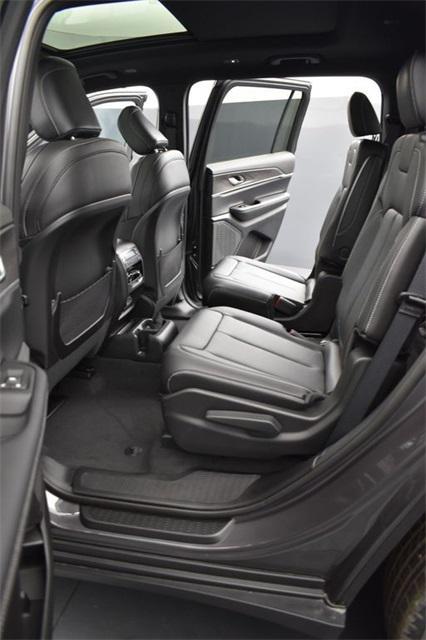 new 2025 Jeep Grand Cherokee L car, priced at $49,553