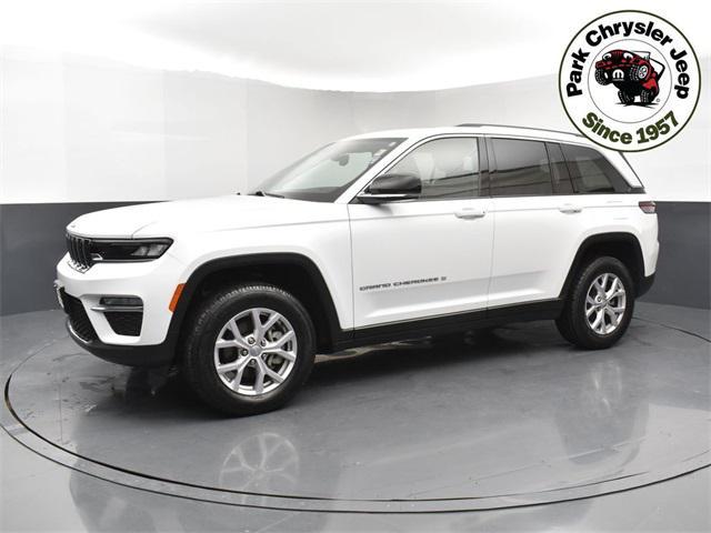 used 2022 Jeep Grand Cherokee car, priced at $34,353