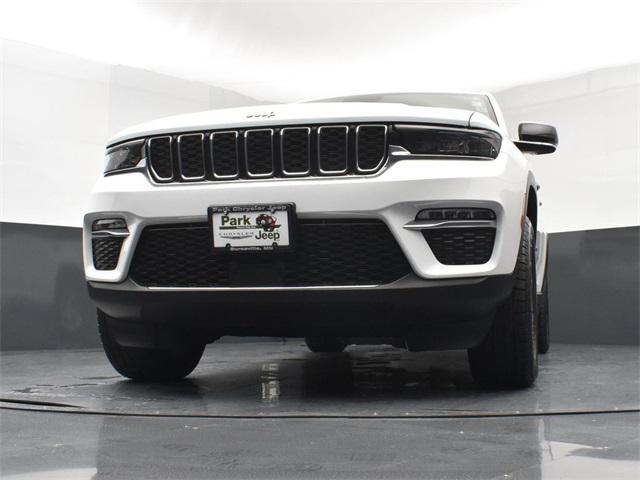 used 2022 Jeep Grand Cherokee car, priced at $34,353
