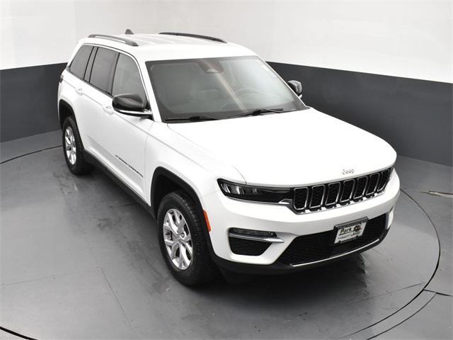 used 2022 Jeep Grand Cherokee car, priced at $34,353