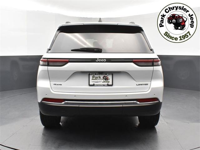 used 2022 Jeep Grand Cherokee car, priced at $34,353