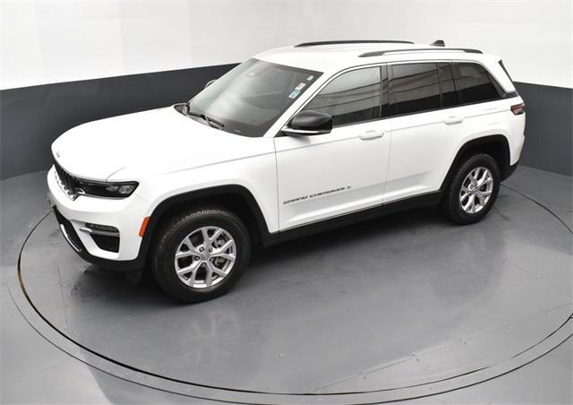used 2022 Jeep Grand Cherokee car, priced at $34,353
