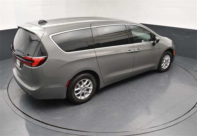 new 2025 Chrysler Pacifica car, priced at $43,107