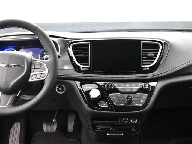 new 2025 Chrysler Pacifica car, priced at $43,107