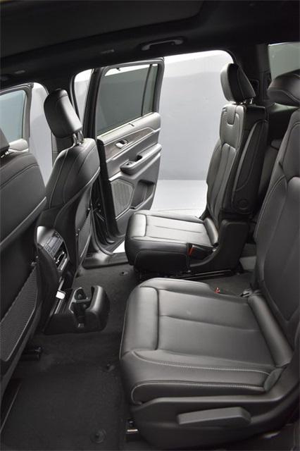 new 2025 Jeep Grand Cherokee L car, priced at $47,935