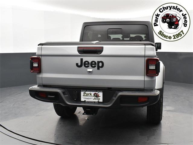 new 2024 Jeep Gladiator car, priced at $46,073