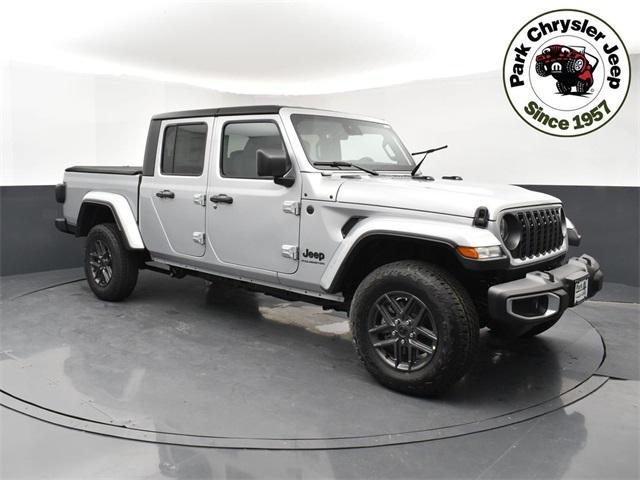 new 2024 Jeep Gladiator car, priced at $42,574