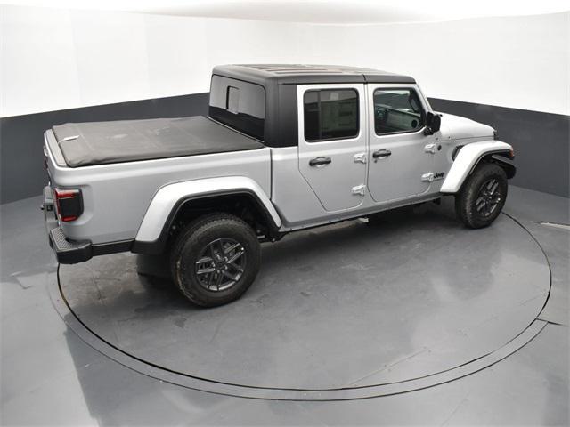 new 2024 Jeep Gladiator car, priced at $46,073