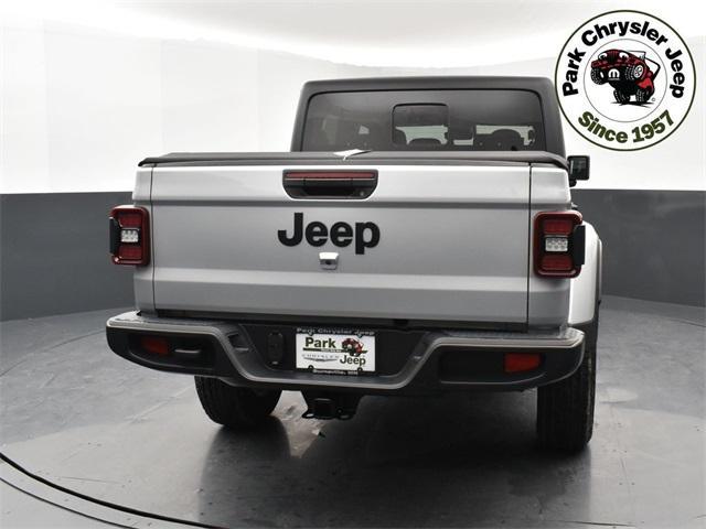 new 2024 Jeep Gladiator car, priced at $49,572