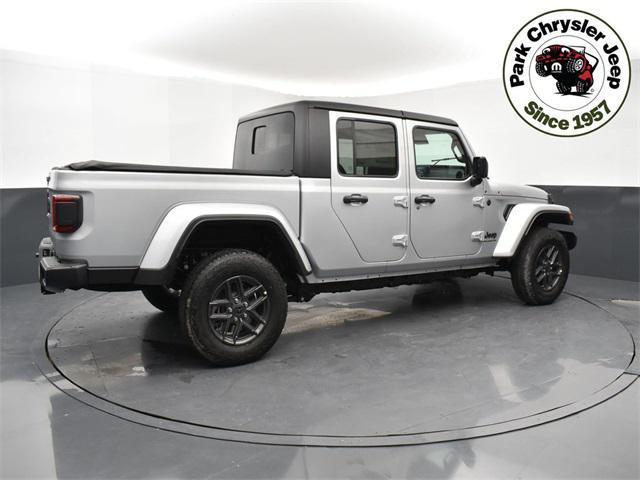 new 2024 Jeep Gladiator car, priced at $46,073