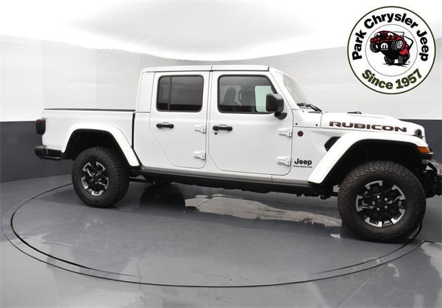 new 2025 Jeep Gladiator car, priced at $55,255