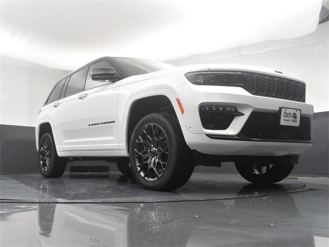 new 2025 Jeep Grand Cherokee car, priced at $64,595