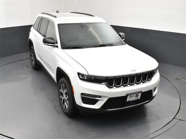 new 2025 Jeep Grand Cherokee car, priced at $43,675