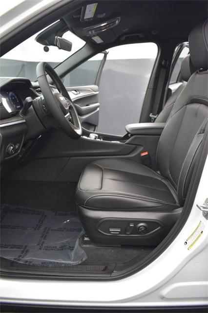 new 2025 Jeep Grand Cherokee car, priced at $43,675