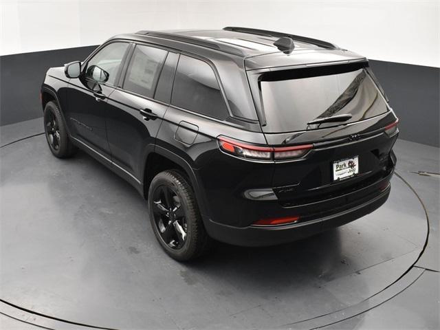 new 2025 Jeep Grand Cherokee car, priced at $49,510