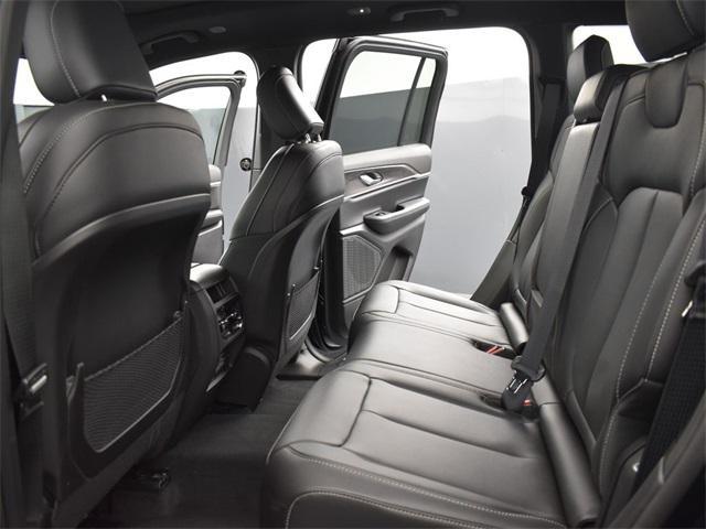 new 2025 Jeep Grand Cherokee car, priced at $49,510
