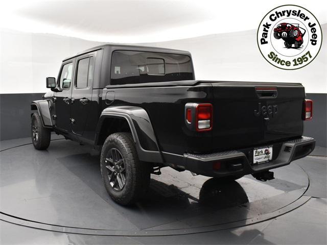 new 2025 Jeep Gladiator car, priced at $53,635
