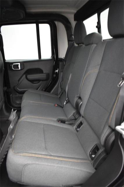 new 2025 Jeep Gladiator car, priced at $53,635