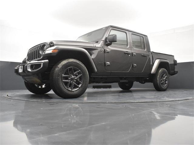 used 2024 Jeep Gladiator car, priced at $38,322