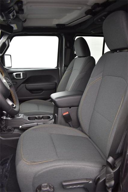 used 2024 Jeep Gladiator car, priced at $38,322