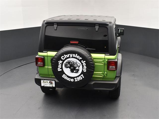 new 2025 Jeep Wrangler car, priced at $40,240