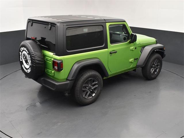 new 2025 Jeep Wrangler car, priced at $40,240
