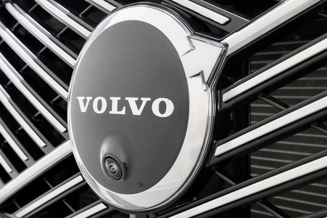 new 2025 Volvo XC90 Plug-In Hybrid car, priced at $83,645