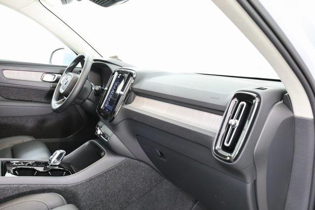 used 2025 Volvo XC40 car, priced at $36,790