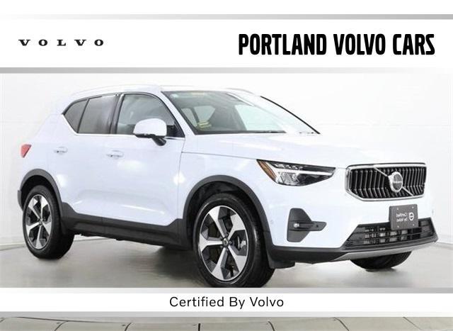 used 2025 Volvo XC40 car, priced at $37,990