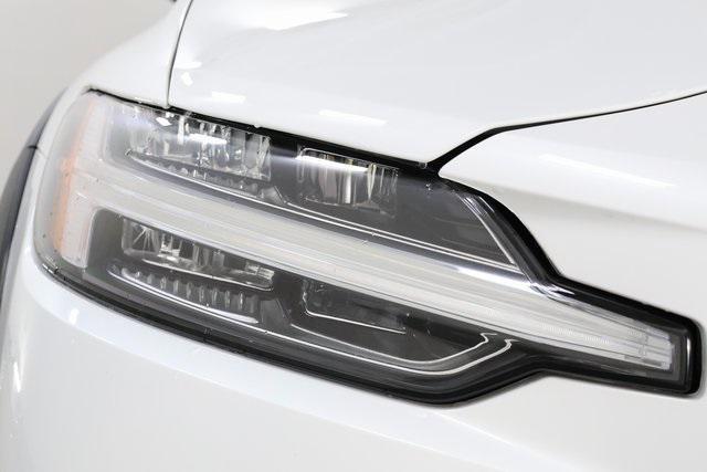 used 2021 Volvo V60 Cross Country car, priced at $34,590