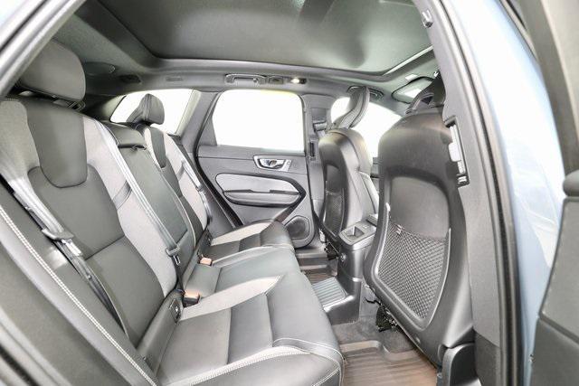 used 2022 Volvo XC60 Recharge Plug-In Hybrid car, priced at $44,990