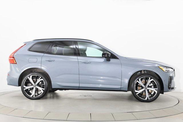 used 2022 Volvo XC60 Recharge Plug-In Hybrid car, priced at $44,990