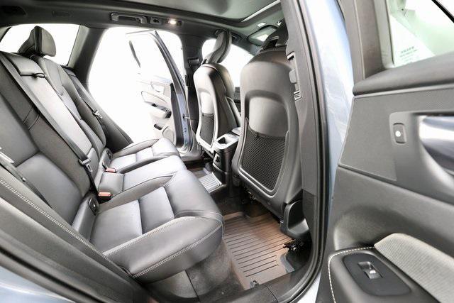 used 2022 Volvo XC60 Recharge Plug-In Hybrid car, priced at $44,990
