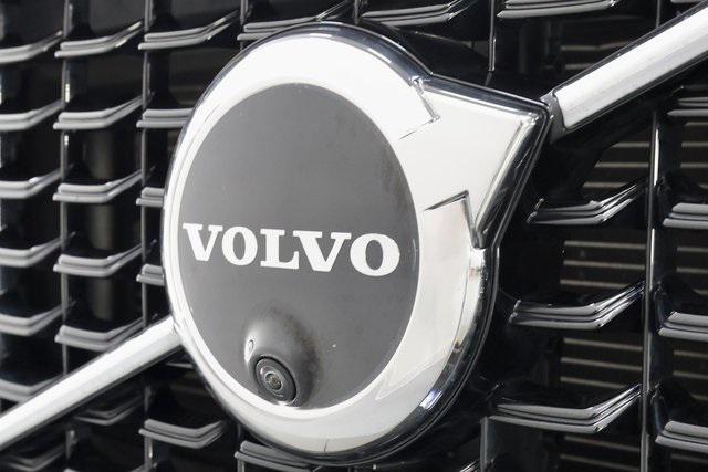 used 2022 Volvo XC60 Recharge Plug-In Hybrid car, priced at $44,990