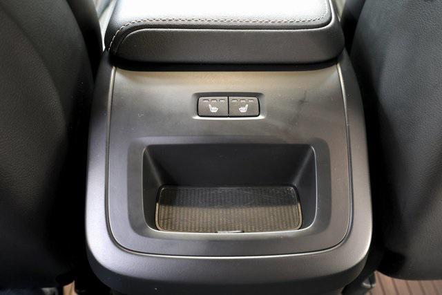 used 2022 Volvo XC60 Recharge Plug-In Hybrid car, priced at $44,990