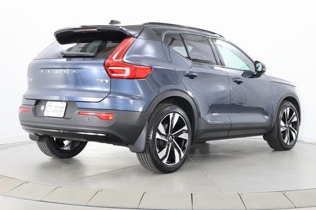 used 2022 Volvo XC40 car, priced at $30,990