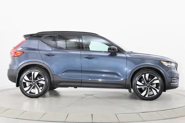 used 2022 Volvo XC40 car, priced at $30,990