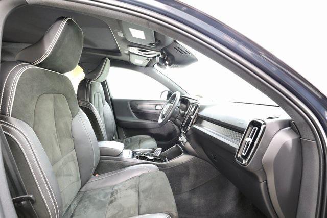 used 2022 Volvo XC40 car, priced at $30,990