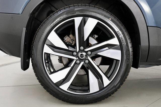 used 2022 Volvo XC40 car, priced at $30,990