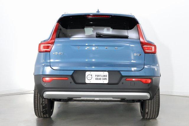 new 2025 Volvo XC40 car, priced at $52,235
