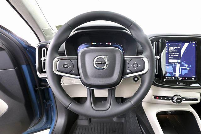 new 2025 Volvo XC40 car, priced at $52,235