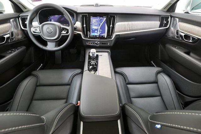 new 2025 Volvo S90 car, priced at $70,995