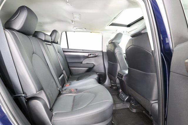 used 2023 Toyota Highlander car, priced at $38,490