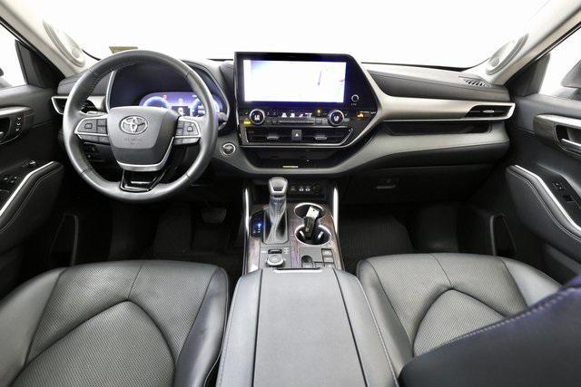 used 2023 Toyota Highlander car, priced at $38,490
