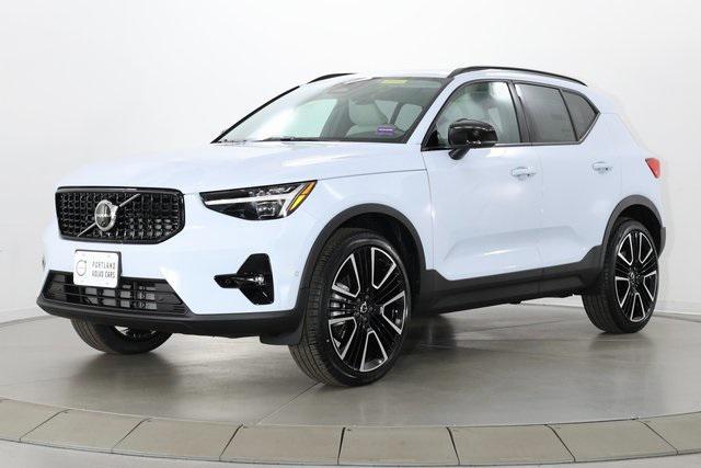 new 2024 Volvo XC40 car, priced at $50,940