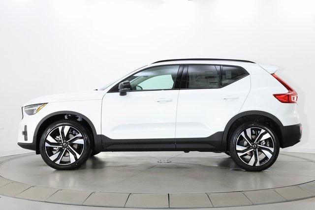 new 2025 Volvo XC40 car, priced at $48,790