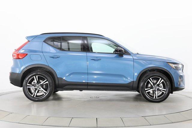 used 2024 Volvo XC40 car, priced at $35,490