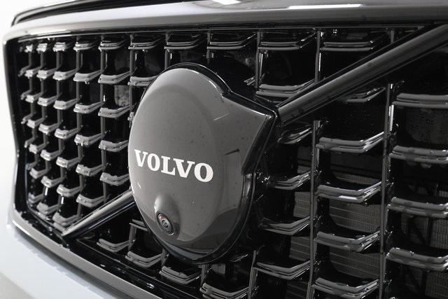 new 2026 Volvo XC40 car, priced at $52,625