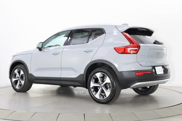 new 2025 Volvo XC40 car, priced at $45,015