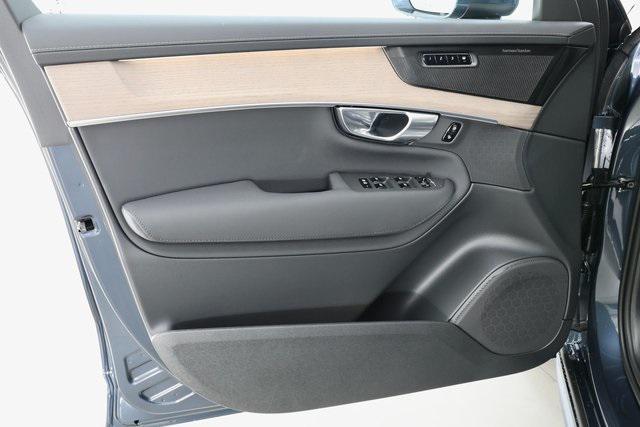 new 2026 Volvo XC90 car, priced at $69,700